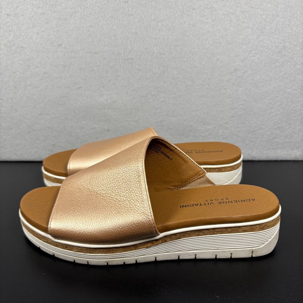 Adrienne Vittadini Sport Provence Slide Platform Sandals Size 8M Gold Brown Shoe